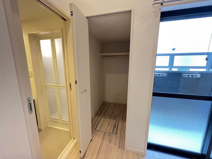 物件内観写真16　(収納)