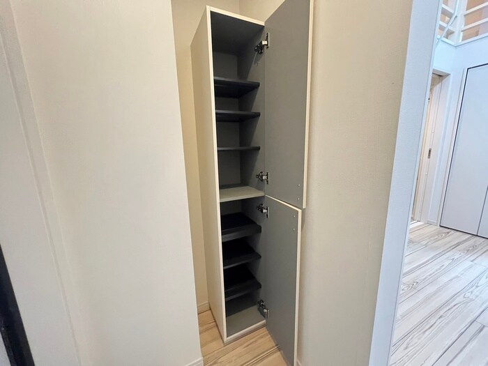 物件内観写真18　(靴箱)