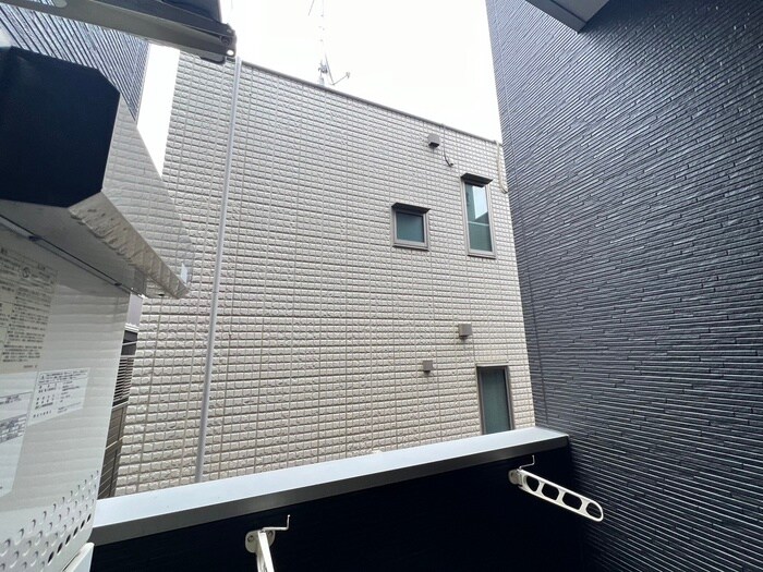 物件内観写真20　(室内からの展望)