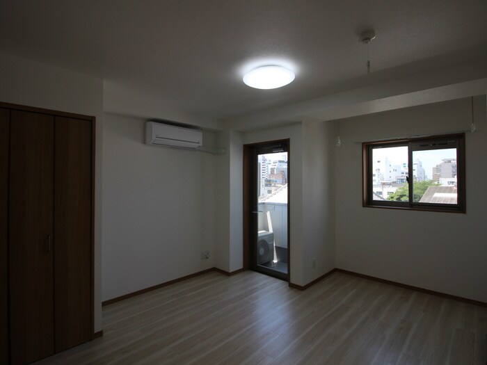 物件内観写真15　(居室)