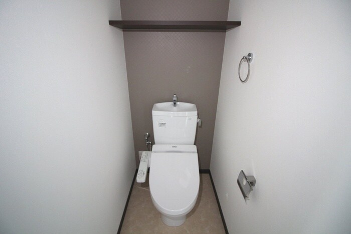 物件内観写真12　(トイレ)