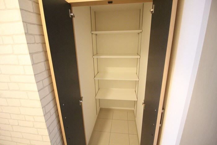 物件内観写真14　(靴箱)