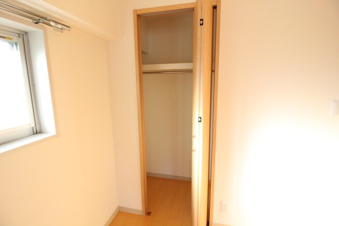 物件内観写真15　(収納)