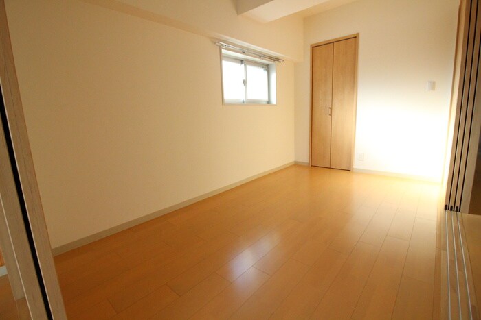 物件内観写真16　(居室)