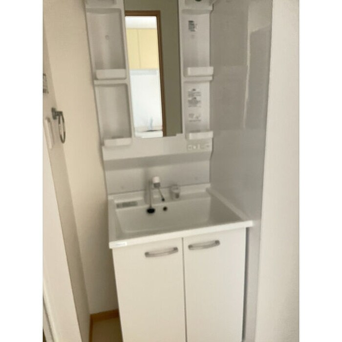 物件内観写真12　(洗面)