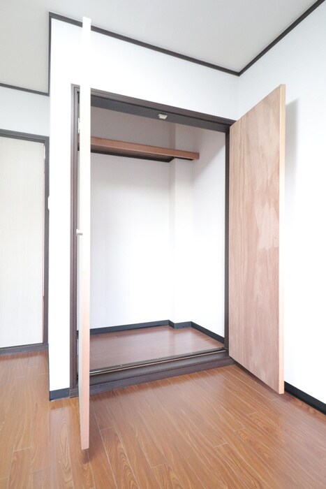 物件内観写真18　(収納)