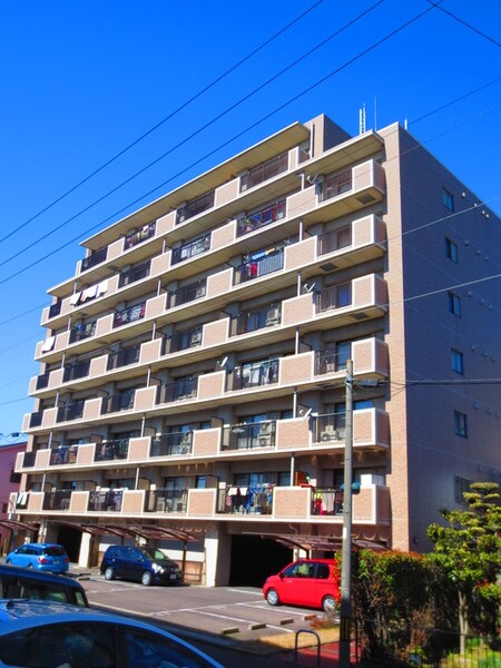 南山第２スカイハイツ外観写真