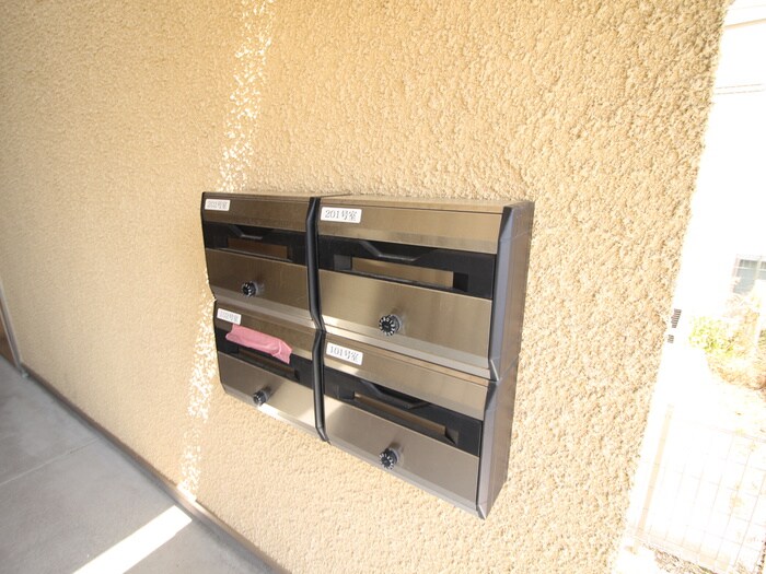 物件外観写真6　(建物設備)