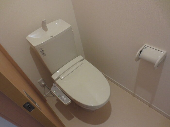 物件内観写真10　(トイレ)