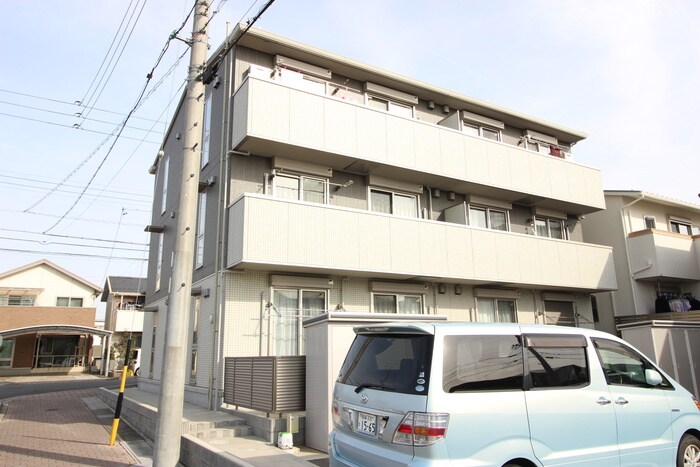 物件外観写真1　(外観写真)