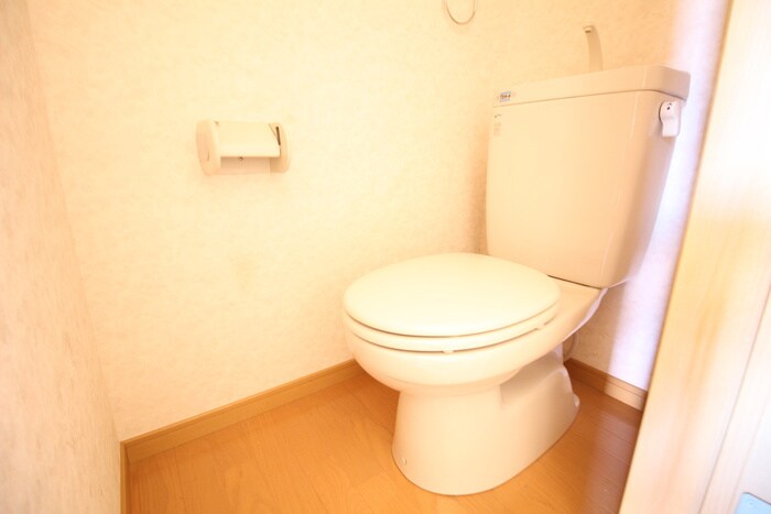 物件内観写真15　(トイレ)