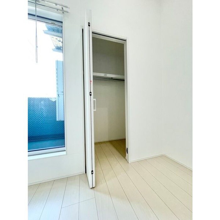 物件内観写真11　(収納)