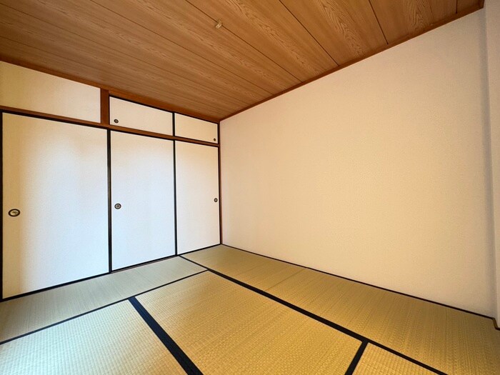 物件内観写真9　(居室)