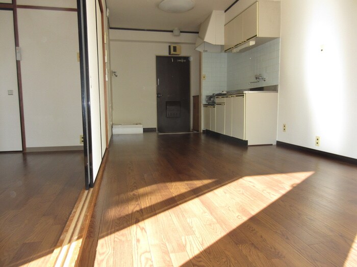 物件内観写真7　(居室)