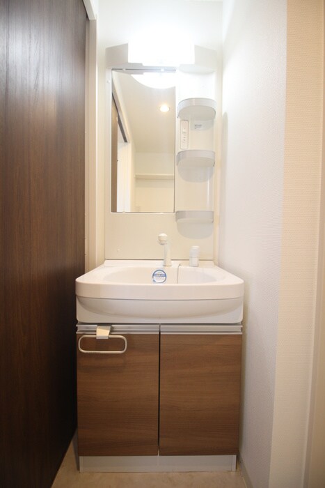 物件内観写真11　(洗面)