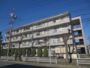 ｱｳﾞｫﾜ-ﾙ雅外観写真