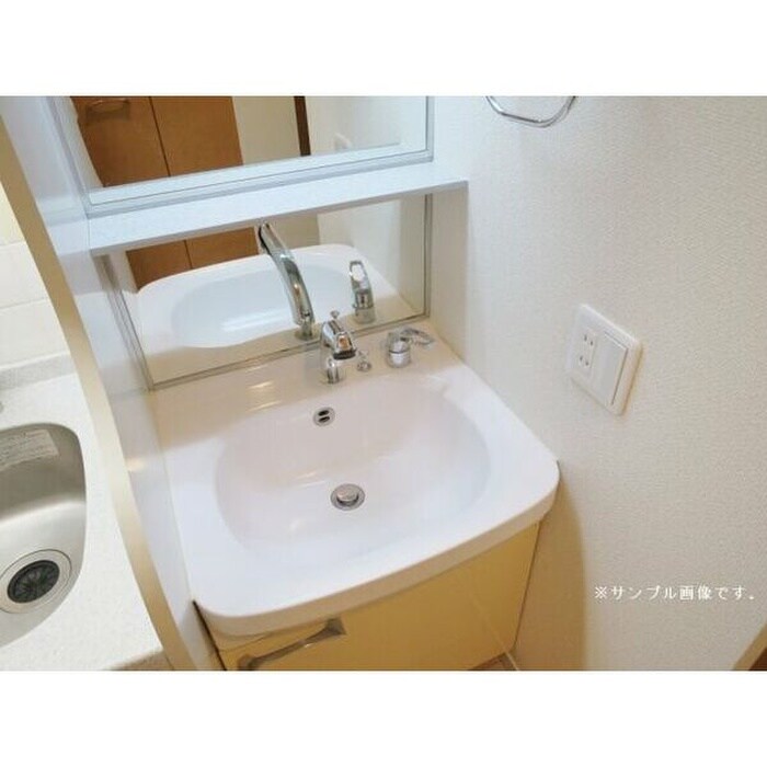 物件内観写真9　(洗面)