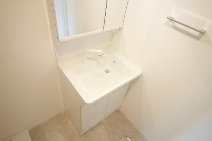 物件内観写真11　(洗面)