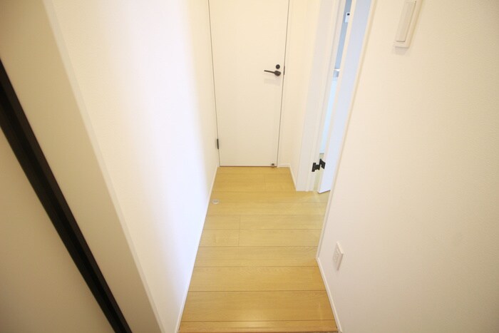 物件内観写真19　(廊下)