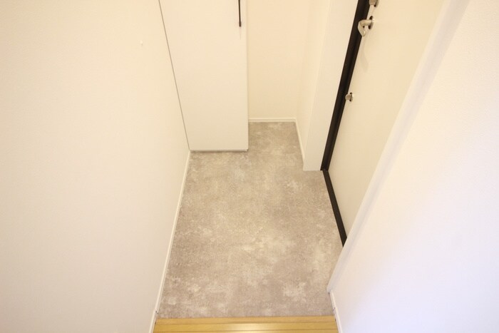 物件内観写真22　(玄関)