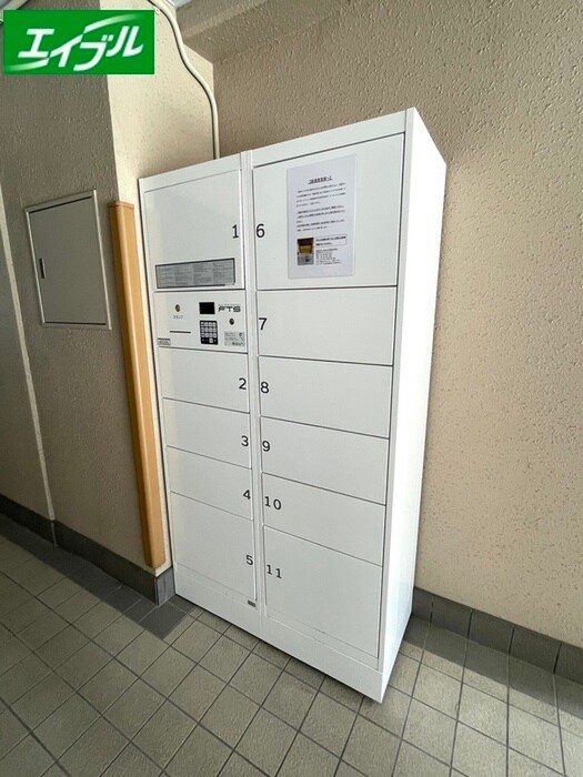 物件外観写真4　(建物設備)