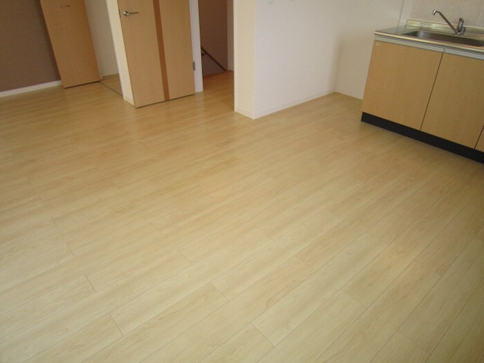 物件内観写真4　(内観写真)