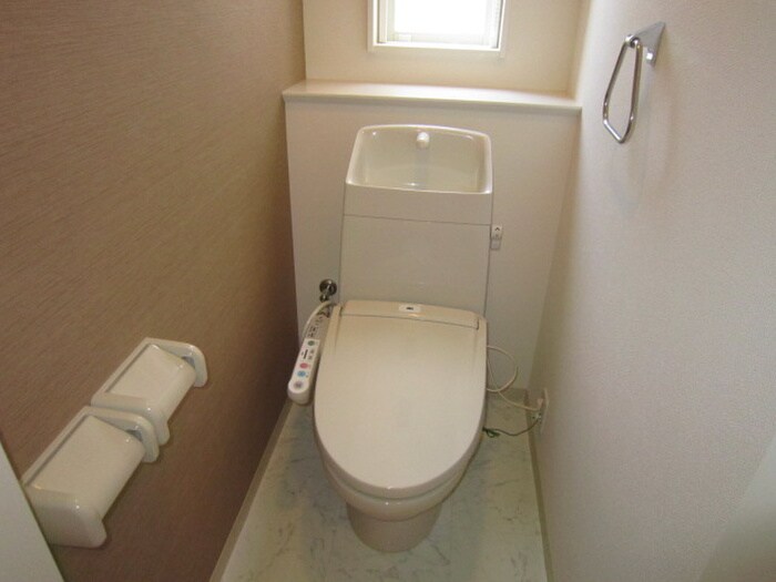 物件内観写真13　(トイレ)