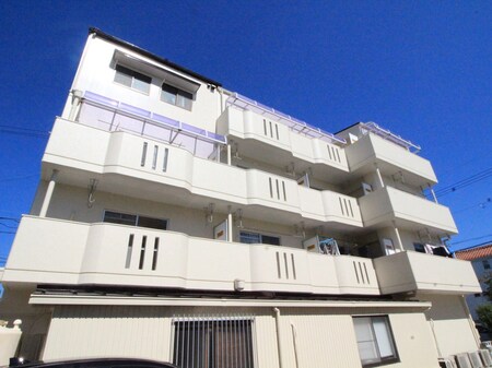 プレジール元八事外観写真