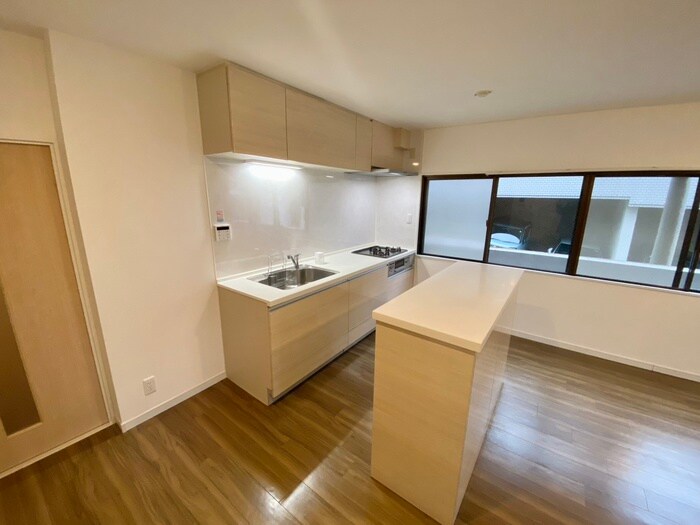 物件内観写真8　(キッチン)