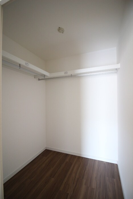 物件内観写真10　(収納)