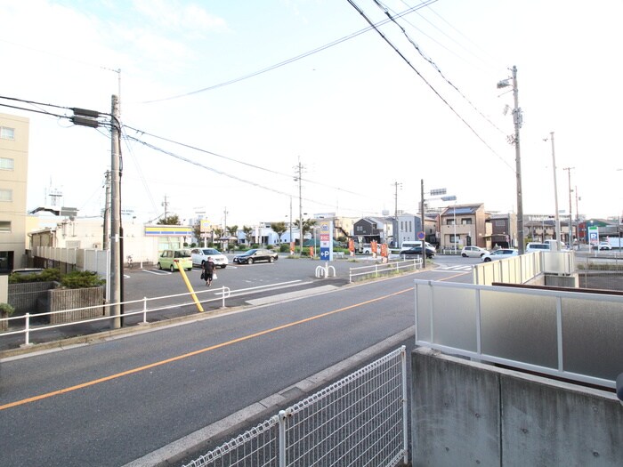 物件内観写真22　(室内からの展望)