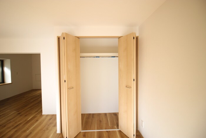 物件内観写真12　(収納)