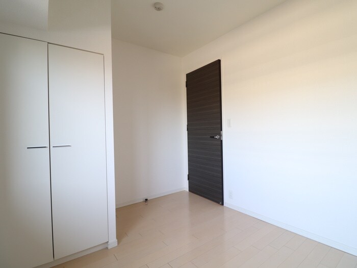 物件内観写真16　(居室)