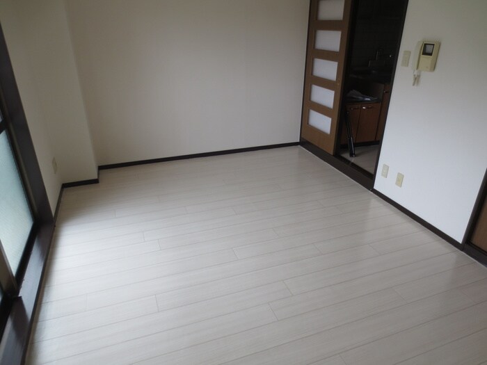 物件内観写真12　(居室)