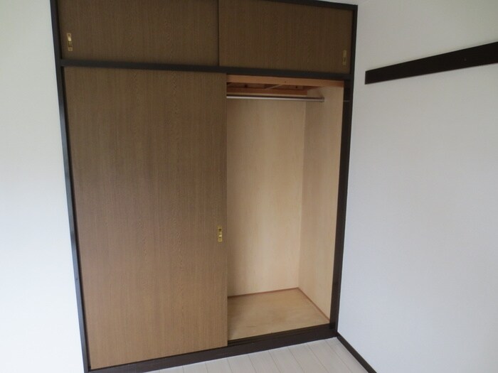 物件内観写真13　(収納)