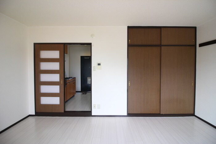 物件内観写真15　(居室)