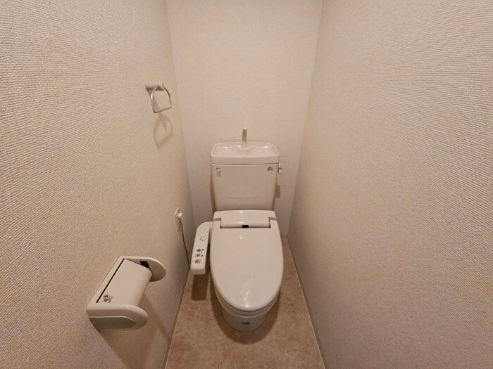 物件内観写真9　(トイレ)