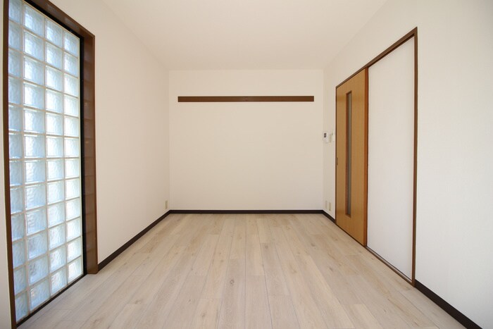 物件内観写真6　(居室)