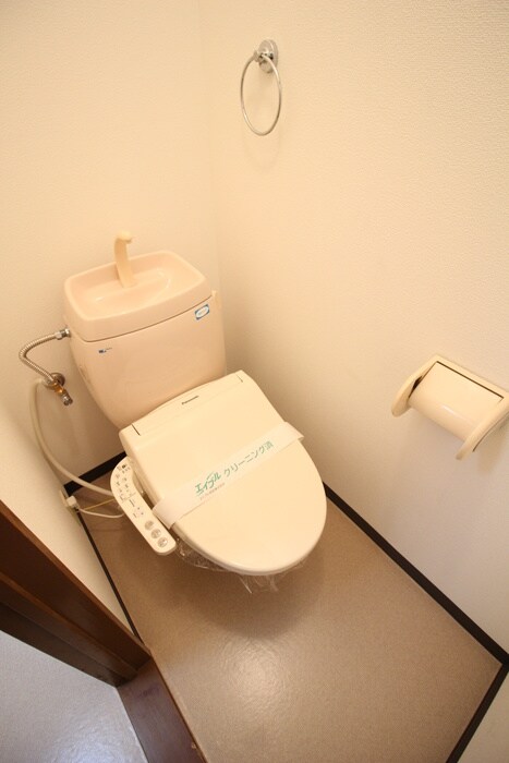 物件内観写真11　(トイレ)