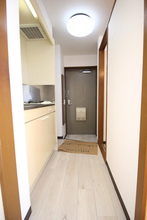 物件内観写真15　(廊下)