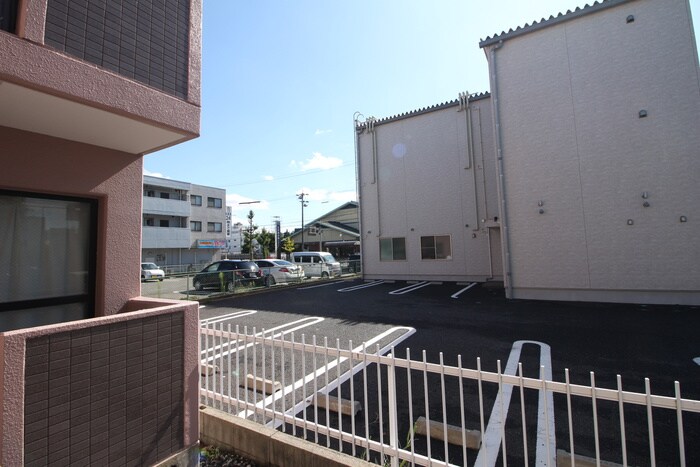 物件内観写真19　(室内からの展望)