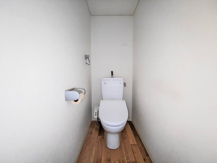 物件内観写真13　(トイレ)