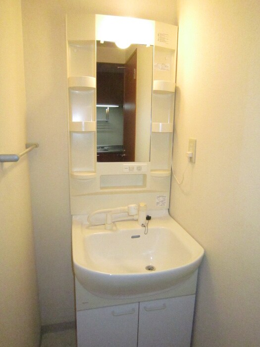 物件内観写真9　(洗面)