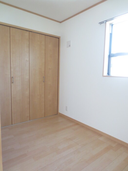 物件内観写真10　(居室)