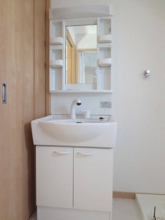 物件内観写真12　(洗面)