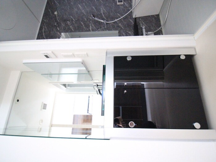 物件内観写真11　(洗面)