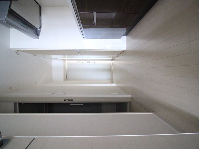 物件内観写真18　(廊下)