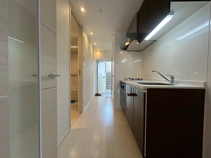 物件内観写真19　(廊下)