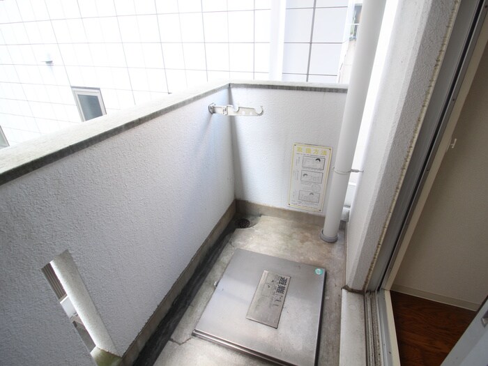 物件内観写真18　(ベランダ・バルコニー)