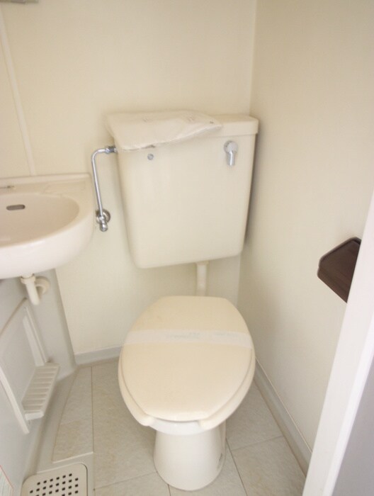 物件内観写真12　(トイレ)